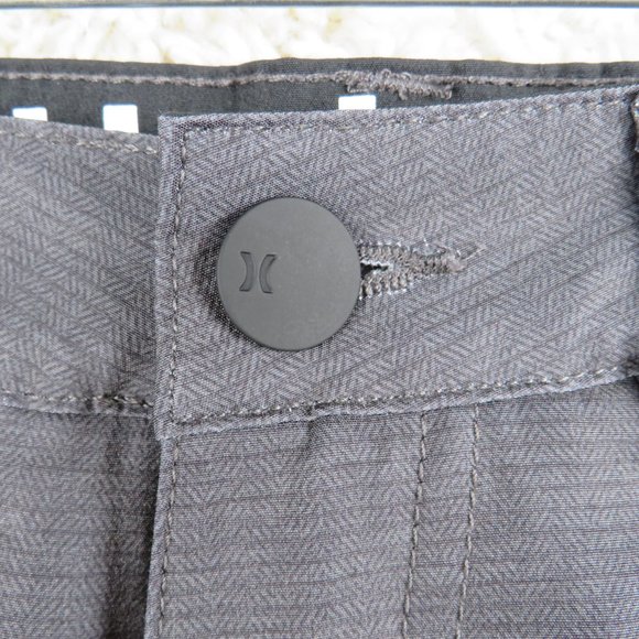 Hurley* Men's 1.5" Belt Loop Multipocketed Mesh Charcoal Gray Shorts~ Size W28 - Picture 12 of 13